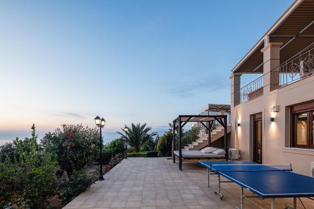Villa Golden Hill 干尼亞 外观 照片