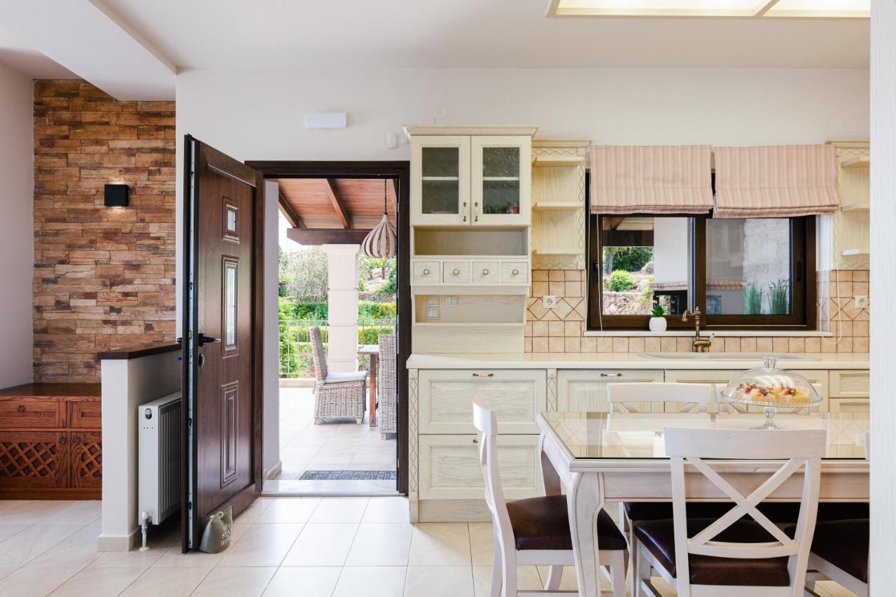 Villa Golden Hill 干尼亞 外观 照片