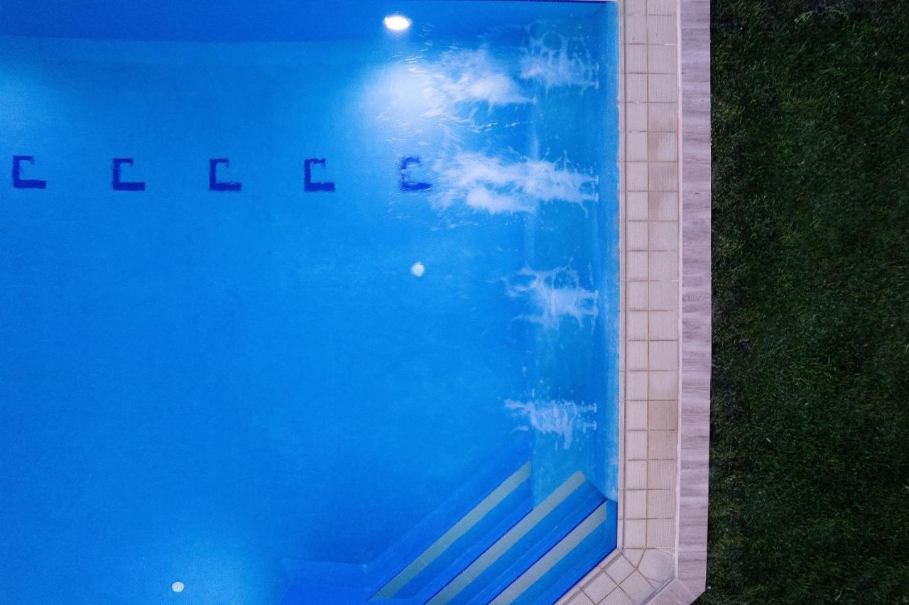 Villa Golden Hill 干尼亞 外观 照片